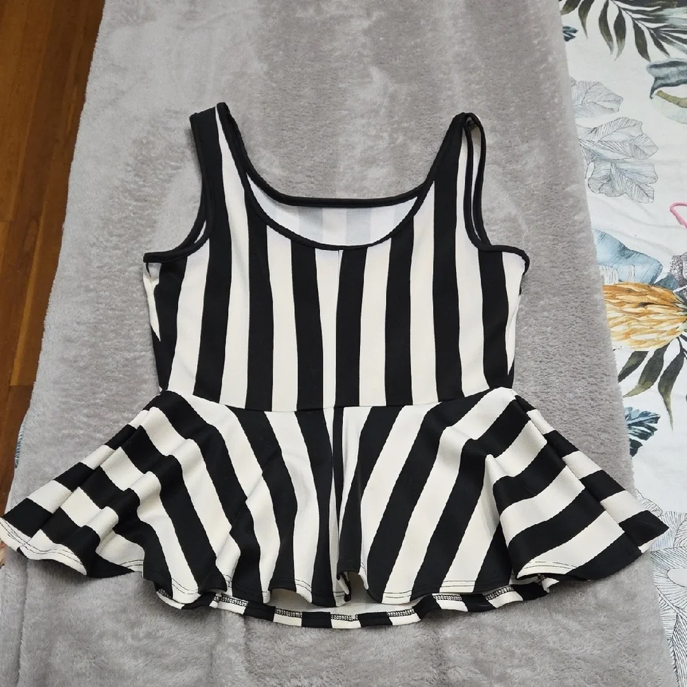Striped Black and White Peplum Top - Picture 2 of 6